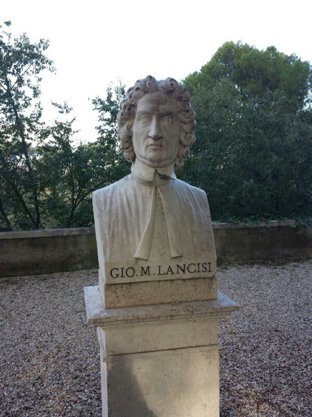 Giovanni Maria Lancisi's bust (3).jpg